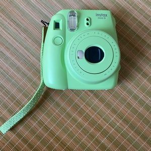 Fujifilm Instax Mini 9